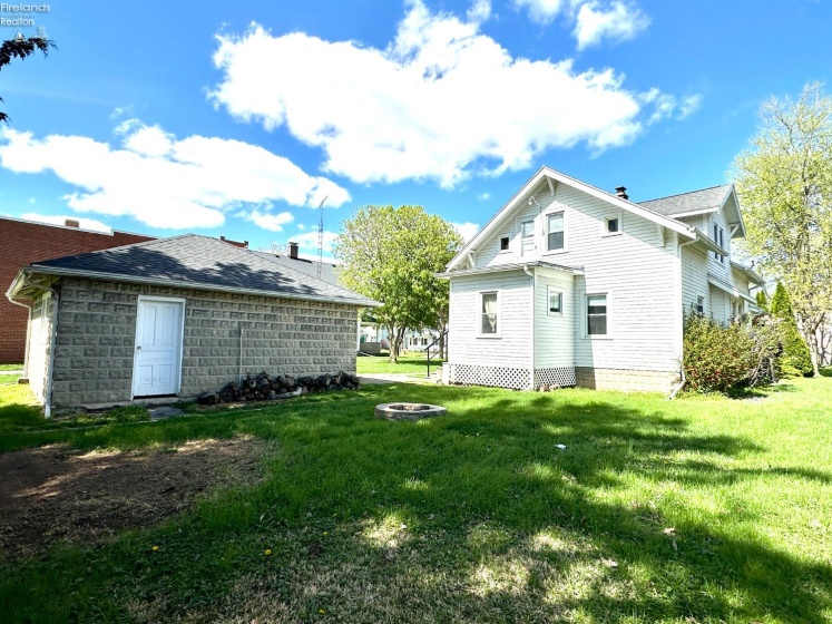 350 Toledo Street, Elmore, 43416, 4 Bedrooms Bedrooms, ,2 BathroomsBathrooms,Residential,For Sale,Toledo,20261394