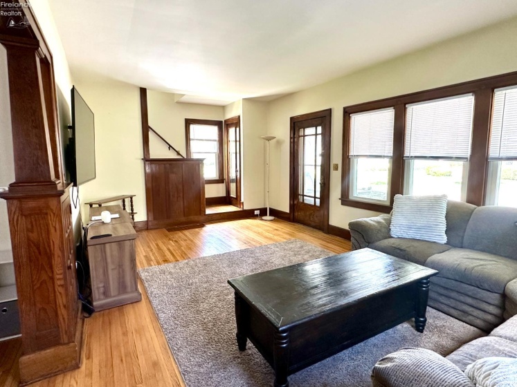 350 Toledo Street, Elmore, 43416, 4 Bedrooms Bedrooms, ,2 BathroomsBathrooms,Residential,For Sale,Toledo,20261394