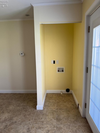 924 Ottawa Drive, Port Clinton, 43452, 2 Bedrooms Bedrooms, ,1 BathroomBathrooms,Residential,For Sale,Ottawa,20261399