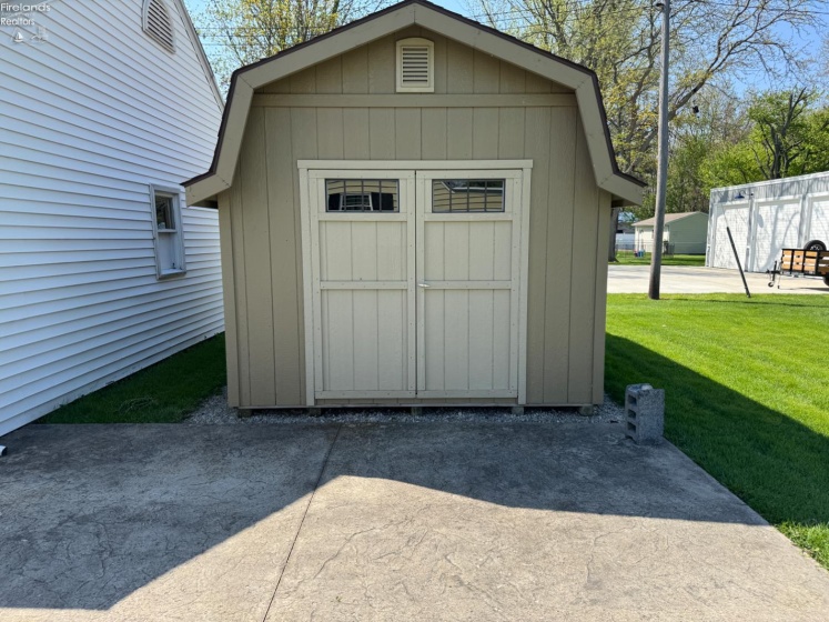 924 Ottawa Drive, Port Clinton, 43452, 2 Bedrooms Bedrooms, ,1 BathroomBathrooms,Residential,For Sale,Ottawa,20261399