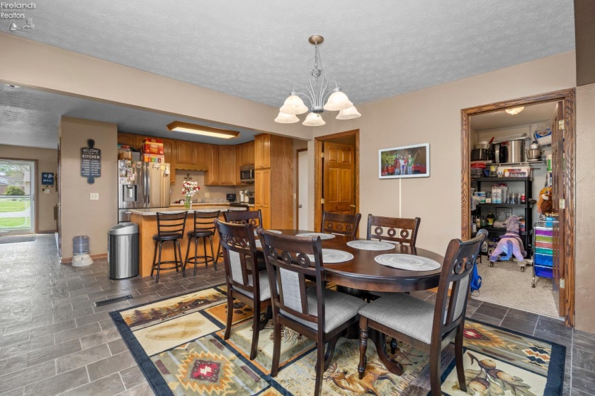 3012 Bayview Lane, Sandusky, 44870, 4 Bedrooms Bedrooms, ,3 BathroomsBathrooms,Residential,For Sale,Bayview,20261323