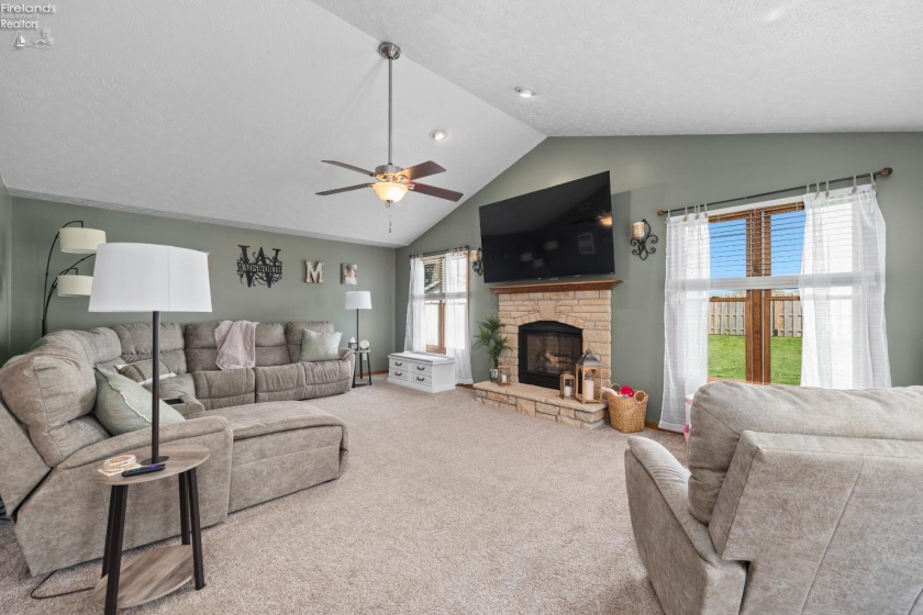 3012 Bayview Lane, Sandusky, 44870, 4 Bedrooms Bedrooms, ,3 BathroomsBathrooms,Residential,For Sale,Bayview,20261323