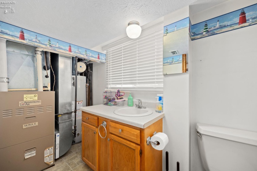 3012 Bayview Lane, Sandusky, 44870, 4 Bedrooms Bedrooms, ,3 BathroomsBathrooms,Residential,For Sale,Bayview,20261323