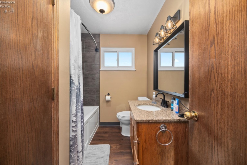 3012 Bayview Lane, Sandusky, 44870, 4 Bedrooms Bedrooms, ,3 BathroomsBathrooms,Residential,For Sale,Bayview,20261323