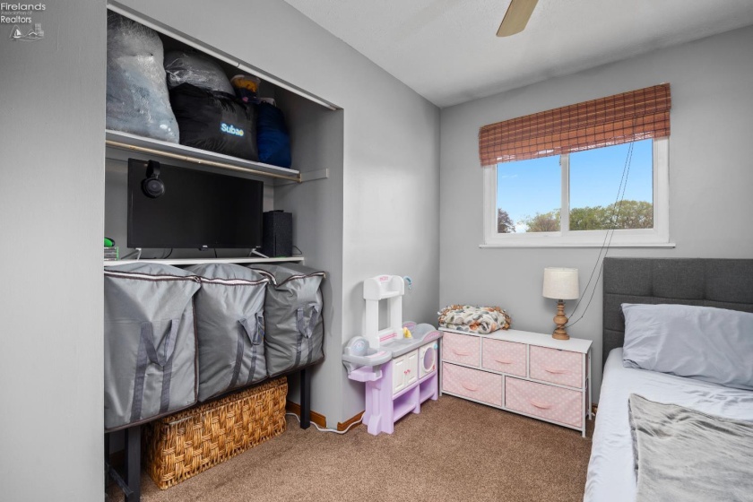 3012 Bayview Lane, Sandusky, 44870, 4 Bedrooms Bedrooms, ,3 BathroomsBathrooms,Residential,For Sale,Bayview,20261323