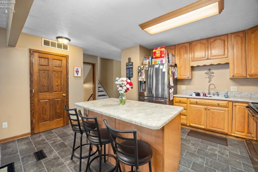 3012 Bayview Lane, Sandusky, 44870, 4 Bedrooms Bedrooms, ,3 BathroomsBathrooms,Residential,For Sale,Bayview,20261323