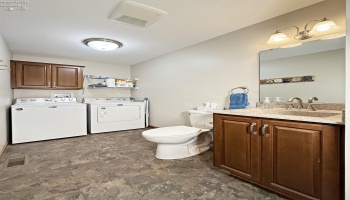 333 Greenbrier Court, Tiffin, 44883, 2 Bedrooms Bedrooms, ,2 BathroomsBathrooms,Residential,For Sale,Greenbrier,20261374