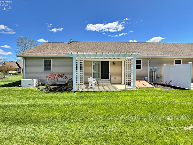 333 Greenbrier Court, Tiffin, 44883, 2 Bedrooms Bedrooms, ,2 BathroomsBathrooms,Residential,For Sale,Greenbrier,20261374