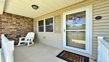 333 Greenbrier Court, Tiffin, 44883, 2 Bedrooms Bedrooms, ,2 BathroomsBathrooms,Residential,For Sale,Greenbrier,20261374