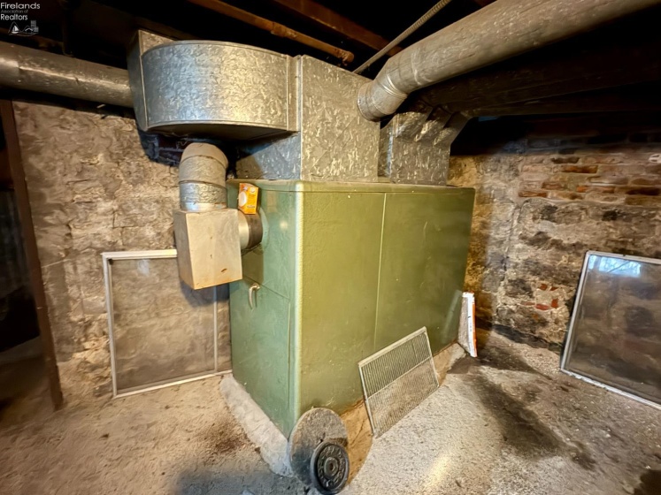 372 Perry Street, Tiffin, 44883, 3 Bedrooms Bedrooms, ,1 BathroomBathrooms,Residential,For Sale,Perry,20261416