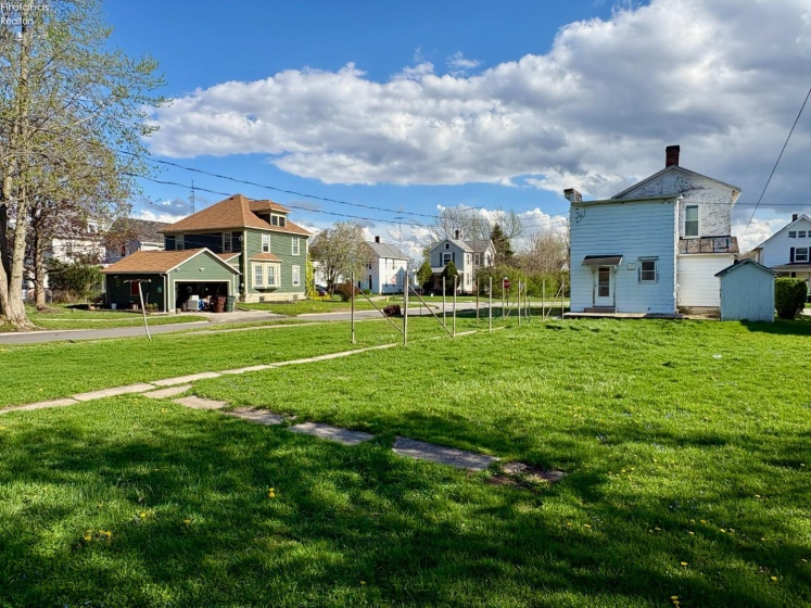 372 Perry Street, Tiffin, 44883, 3 Bedrooms Bedrooms, ,1 BathroomBathrooms,Residential,For Sale,Perry,20261416