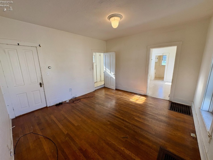 372 Perry Street, Tiffin, 44883, 3 Bedrooms Bedrooms, ,1 BathroomBathrooms,Residential,For Sale,Perry,20261416