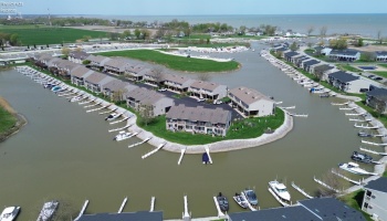 6246 Harris Harbor Drive, Oak Harbor, 43449, 1 Bedroom Bedrooms, ,1 BathroomBathrooms,Residential,For Sale,Harris Harbor,20261380