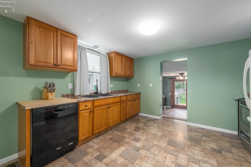 10716 Green, Wakeman, 44889, 4 Bedrooms Bedrooms, ,1 BathroomBathrooms,Residential,For Sale,Green,20261393