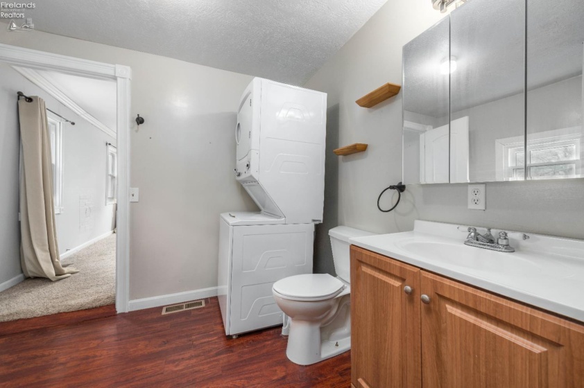 10716 Green, Wakeman, 44889, 4 Bedrooms Bedrooms, ,1 BathroomBathrooms,Residential,For Sale,Green,20261393