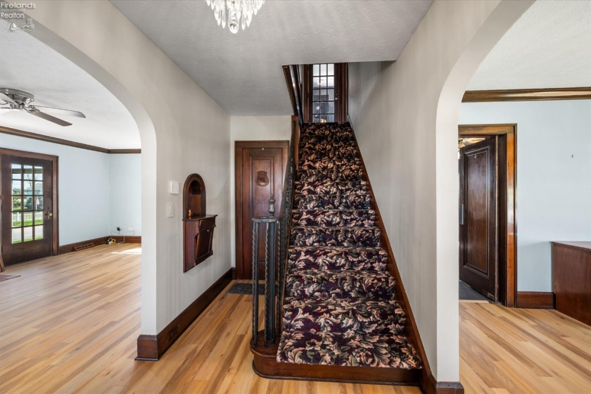 1302 5th Street, Sandusky, 44870, 3 Bedrooms Bedrooms, ,2 BathroomsBathrooms,Residential,For Sale,5th,20261356