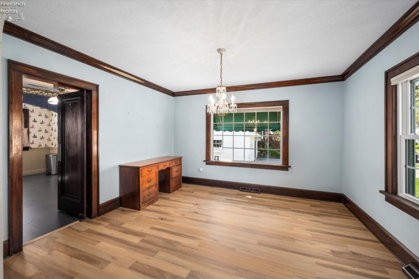 1302 5th Street, Sandusky, 44870, 3 Bedrooms Bedrooms, ,2 BathroomsBathrooms,Residential,For Sale,5th,20261356