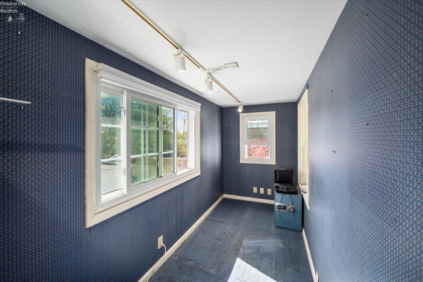 1302 5th Street, Sandusky, 44870, 3 Bedrooms Bedrooms, ,2 BathroomsBathrooms,Residential,For Sale,5th,20261356