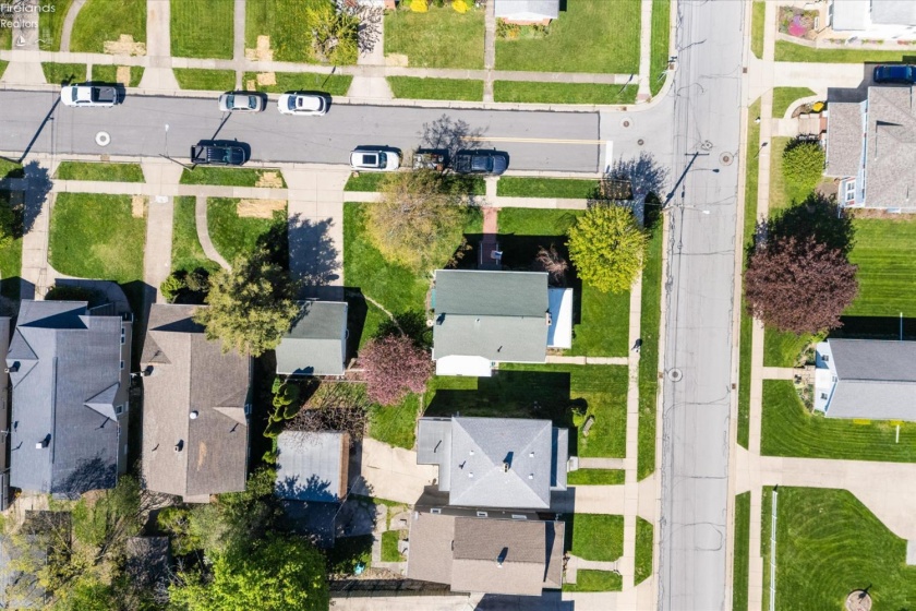 1302 5th Street, Sandusky, 44870, 3 Bedrooms Bedrooms, ,2 BathroomsBathrooms,Residential,For Sale,5th,20261356