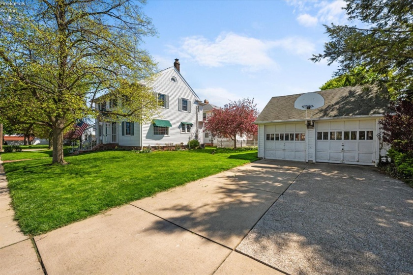 1302 5th Street, Sandusky, 44870, 3 Bedrooms Bedrooms, ,2 BathroomsBathrooms,Residential,For Sale,5th,20261356