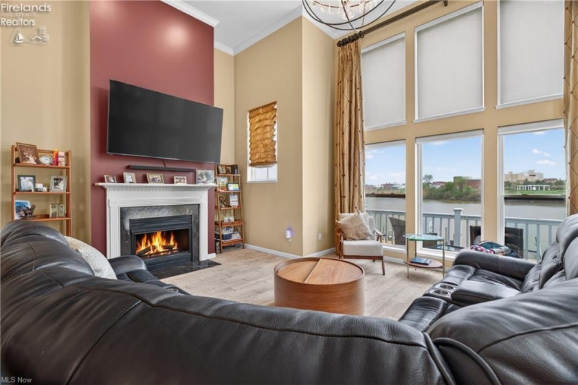 303 Arizona Avenue, Lorain, 44052, 3 Bedrooms Bedrooms, ,4 BathroomsBathrooms,Residential,For Sale,Arizona,20261325