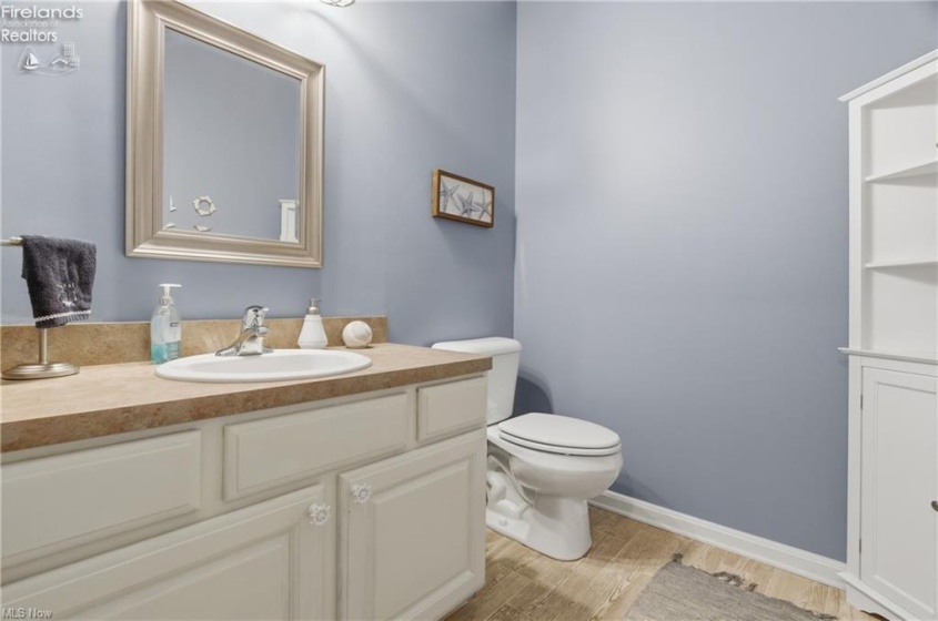 303 Arizona Avenue, Lorain, 44052, 3 Bedrooms Bedrooms, ,4 BathroomsBathrooms,Residential,For Sale,Arizona,20261325