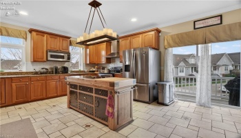 303 Arizona Avenue, Lorain, 44052, 3 Bedrooms Bedrooms, ,4 BathroomsBathrooms,Residential,For Sale,Arizona,20261325