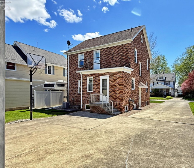 115 Gross Street, Tiffin, 44883, 3 Bedrooms Bedrooms, ,2 BathroomsBathrooms,Residential,For Sale,Gross Street,20261402