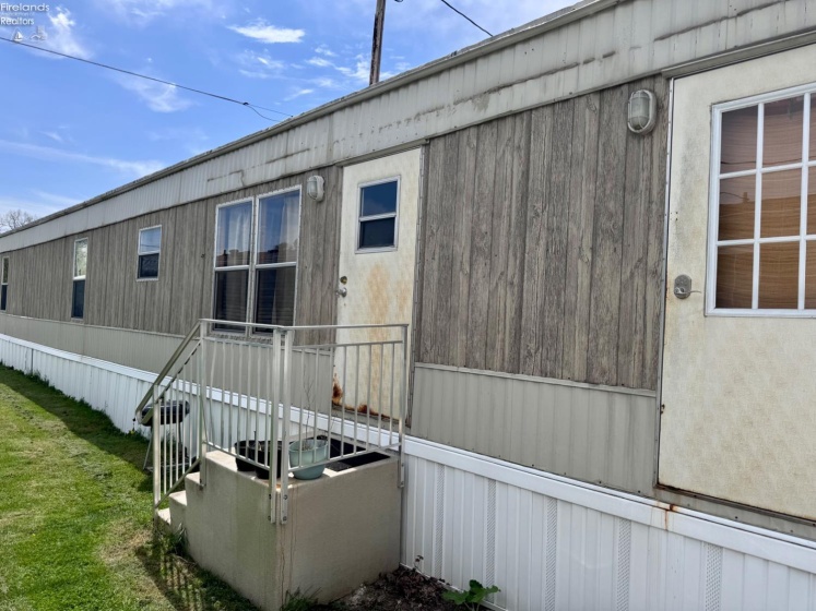 1015 Main, Clyde, 43410, 3 Bedrooms Bedrooms, ,3 BathroomsBathrooms,Residential,For Sale,Main,20261414