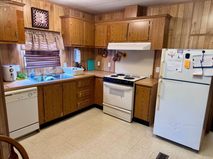 1015 Main, Clyde, 43410, 3 Bedrooms Bedrooms, ,3 BathroomsBathrooms,Residential,For Sale,Main,20261414