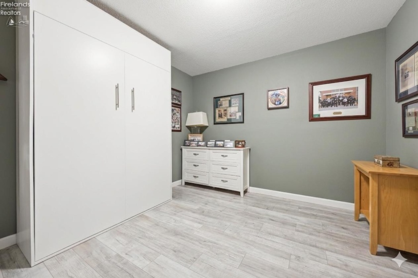 1213 Lakeshore Drive, Port Clinton, 43452, 3 Bedrooms Bedrooms, ,4 BathroomsBathrooms,Residential,For Sale,Lakeshore,20261347