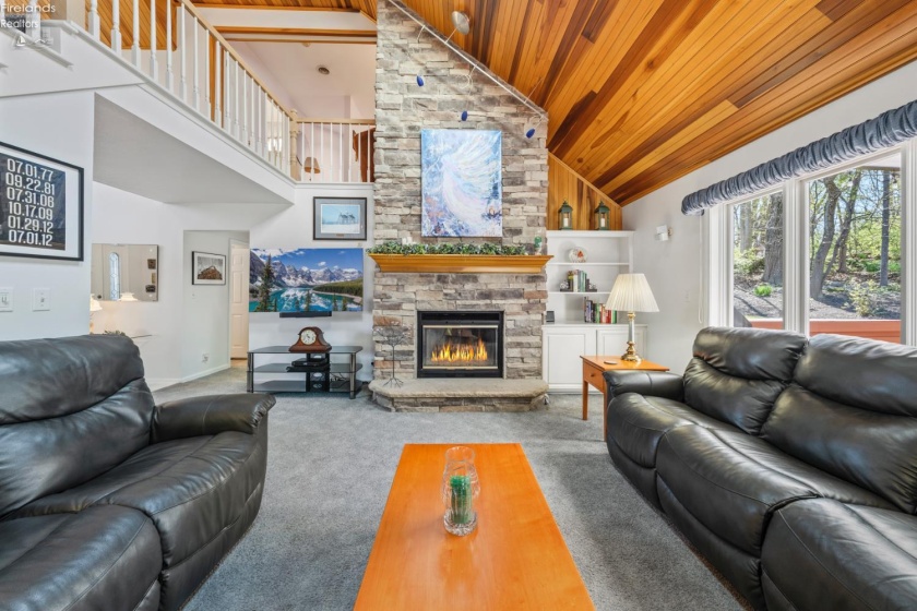 4165 Laurel Ridge Drive, Port Clinton, 43452, 3 Bedrooms Bedrooms, ,3 BathroomsBathrooms,Residential,For Sale,Laurel Ridge,20261388