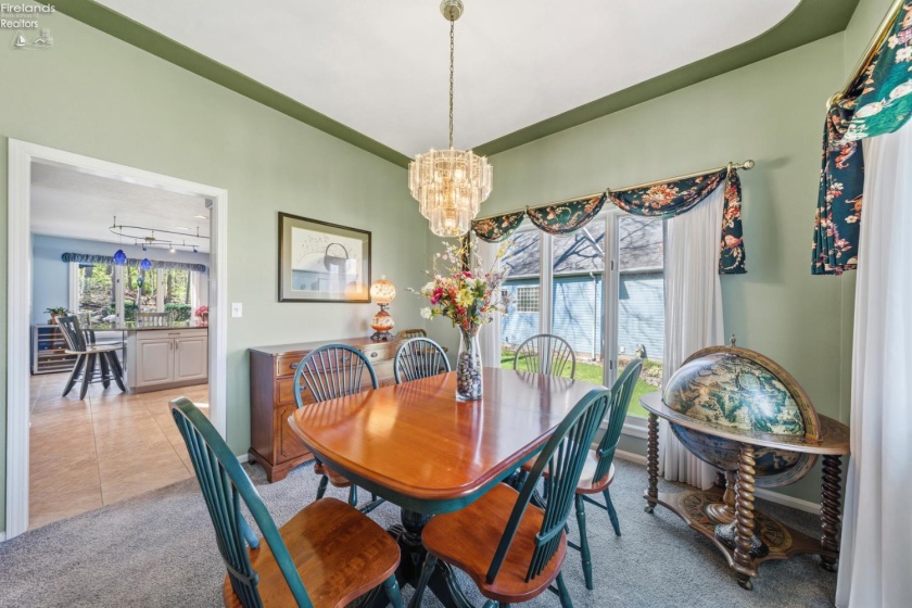 4165 Laurel Ridge Drive, Port Clinton, 43452, 3 Bedrooms Bedrooms, ,3 BathroomsBathrooms,Residential,For Sale,Laurel Ridge,20261388