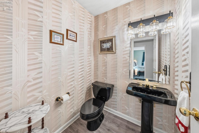 4165 Laurel Ridge Drive, Port Clinton, 43452, 3 Bedrooms Bedrooms, ,3 BathroomsBathrooms,Residential,For Sale,Laurel Ridge,20261388