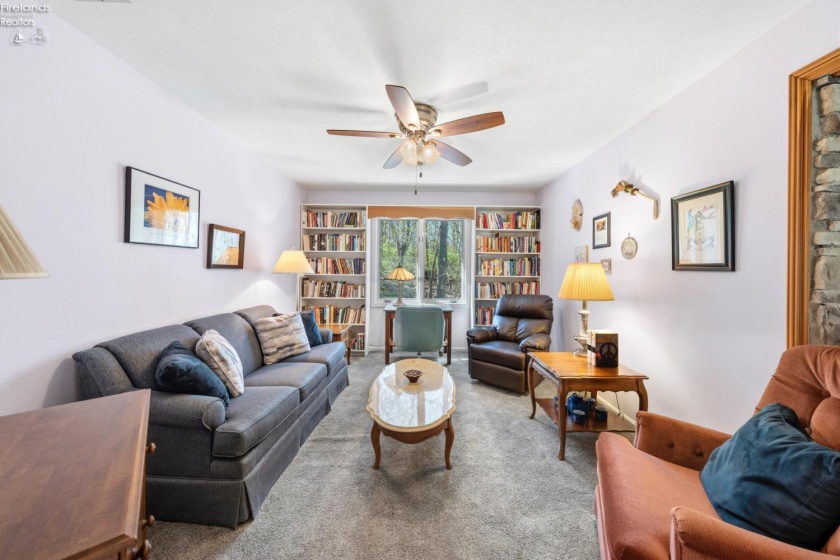 4165 Laurel Ridge Drive, Port Clinton, 43452, 3 Bedrooms Bedrooms, ,3 BathroomsBathrooms,Residential,For Sale,Laurel Ridge,20261388