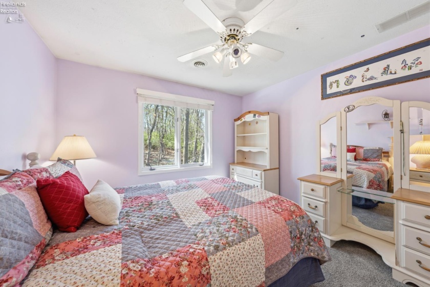 4165 Laurel Ridge Drive, Port Clinton, 43452, 3 Bedrooms Bedrooms, ,3 BathroomsBathrooms,Residential,For Sale,Laurel Ridge,20261388