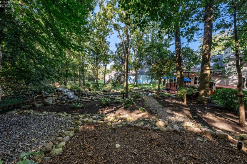 4165 Laurel Ridge Drive, Port Clinton, 43452, 3 Bedrooms Bedrooms, ,3 BathroomsBathrooms,Residential,For Sale,Laurel Ridge,20261388