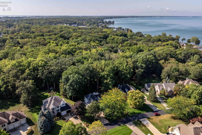 4165 Laurel Ridge Drive, Port Clinton, 43452, 3 Bedrooms Bedrooms, ,3 BathroomsBathrooms,Residential,For Sale,Laurel Ridge,20261388