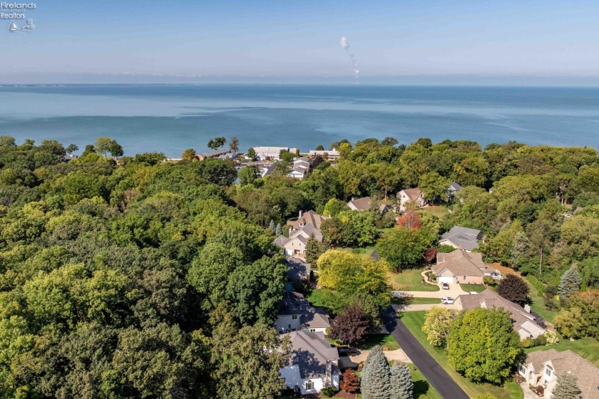 4165 Laurel Ridge Drive, Port Clinton, 43452, 3 Bedrooms Bedrooms, ,3 BathroomsBathrooms,Residential,For Sale,Laurel Ridge,20261388