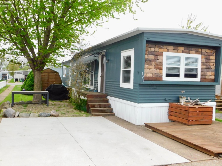 520 Stan Drive, Huron, 44839, 2 Bedrooms Bedrooms, ,1 BathroomBathrooms,Residential,For Sale,Stan,20261429