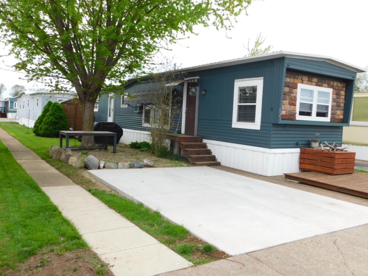 520 Stan Drive, Huron, 44839, 2 Bedrooms Bedrooms, ,1 BathroomBathrooms,Residential,For Sale,Stan,20261429