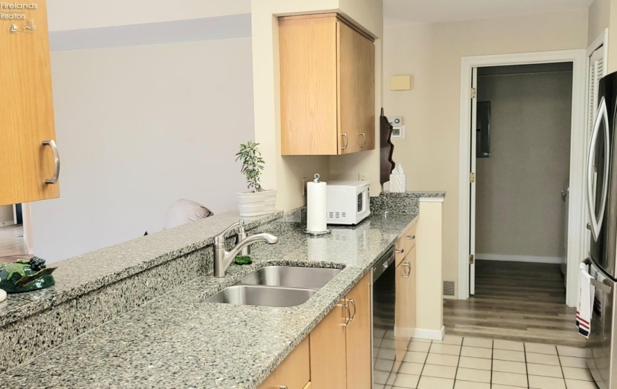 4475 Marin Harbor, Port Clinton, 43452, 2 Bedrooms Bedrooms, ,2 BathroomsBathrooms,Residential,For Sale,Marin Harbor,20261242