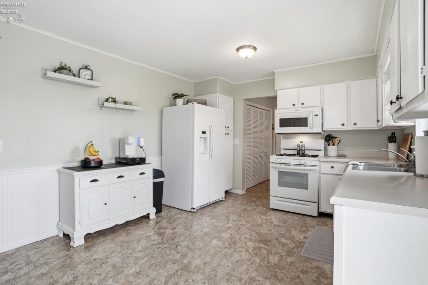 3712 Ronald Drive, Castalia, 44824, 3 Bedrooms Bedrooms, ,2 BathroomsBathrooms,Residential,For Sale,Ronald,20261307