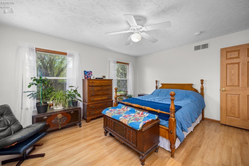 2327 Stonepath St., Lorain, 44052, 4 Bedrooms Bedrooms, ,3 BathroomsBathrooms,Residential,For Sale,Stonepath St.,20261424