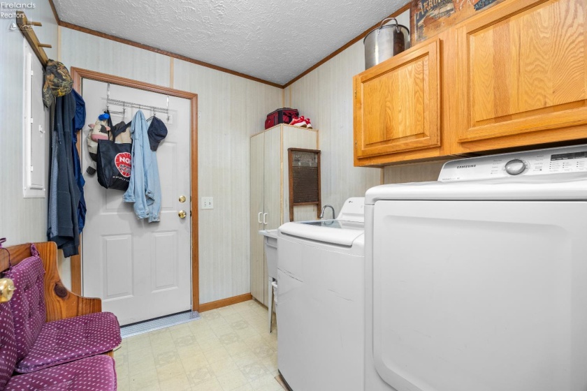 2327 Stonepath St., Lorain, 44052, 4 Bedrooms Bedrooms, ,3 BathroomsBathrooms,Residential,For Sale,Stonepath St.,20261424