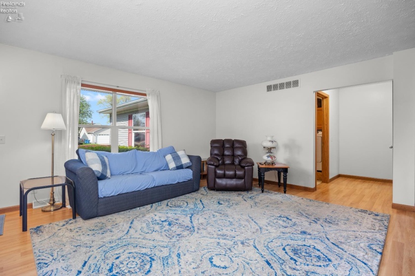 2327 Stonepath St., Lorain, 44052, 4 Bedrooms Bedrooms, ,3 BathroomsBathrooms,Residential,For Sale,Stonepath St.,20261424