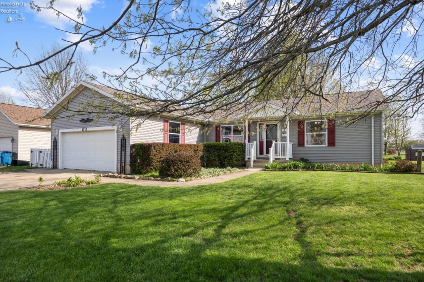 2327 Stonepath St., Lorain, 44052, 4 Bedrooms Bedrooms, ,3 BathroomsBathrooms,Residential,For Sale,Stonepath St.,20261424