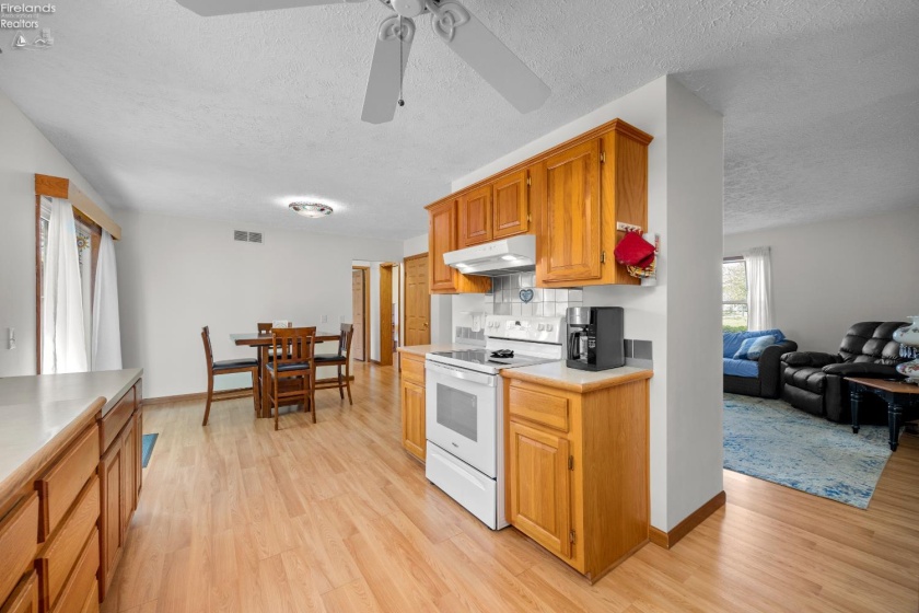 2327 Stonepath St., Lorain, 44052, 4 Bedrooms Bedrooms, ,3 BathroomsBathrooms,Residential,For Sale,Stonepath St.,20261424