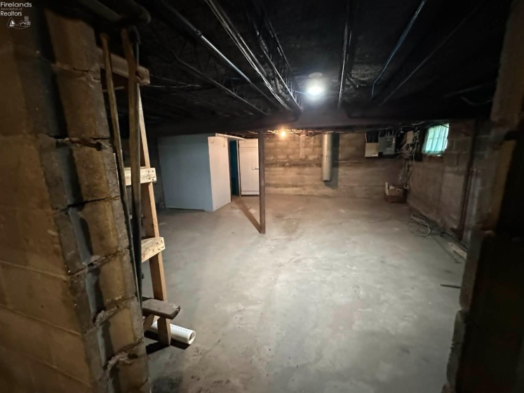 1327 Fifth Street, Sandusky, 44870, 2 Bedrooms Bedrooms, ,3 BathroomsBathrooms,Residential,For Sale,Fifth,20261447