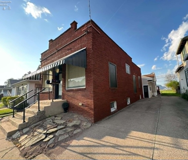 1327 Fifth Street, Sandusky, 44870, 2 Bedrooms Bedrooms, ,3 BathroomsBathrooms,Residential,For Sale,Fifth,20261447